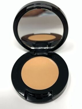 Stila Stay All Day Cream Concealer With Compact Tone Shade 06